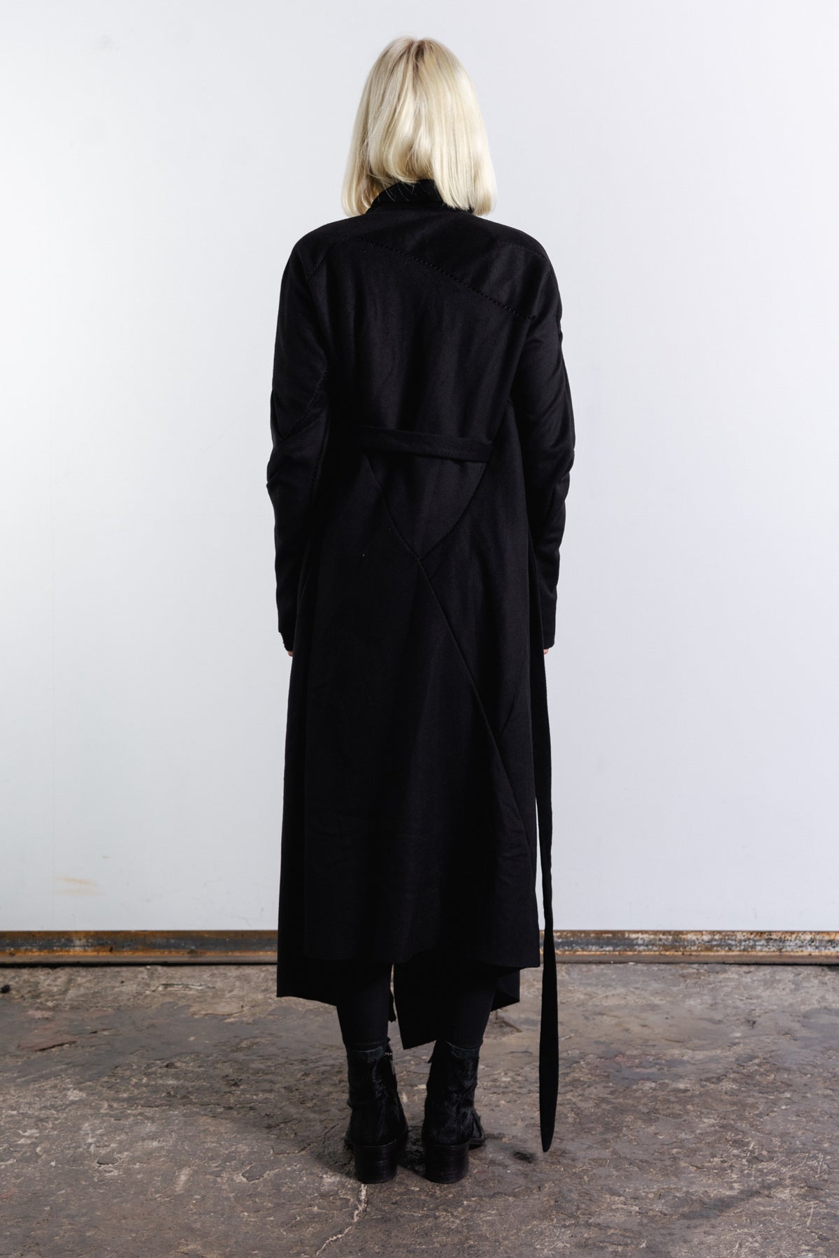 DISTORTION BELTED CARDIGAN