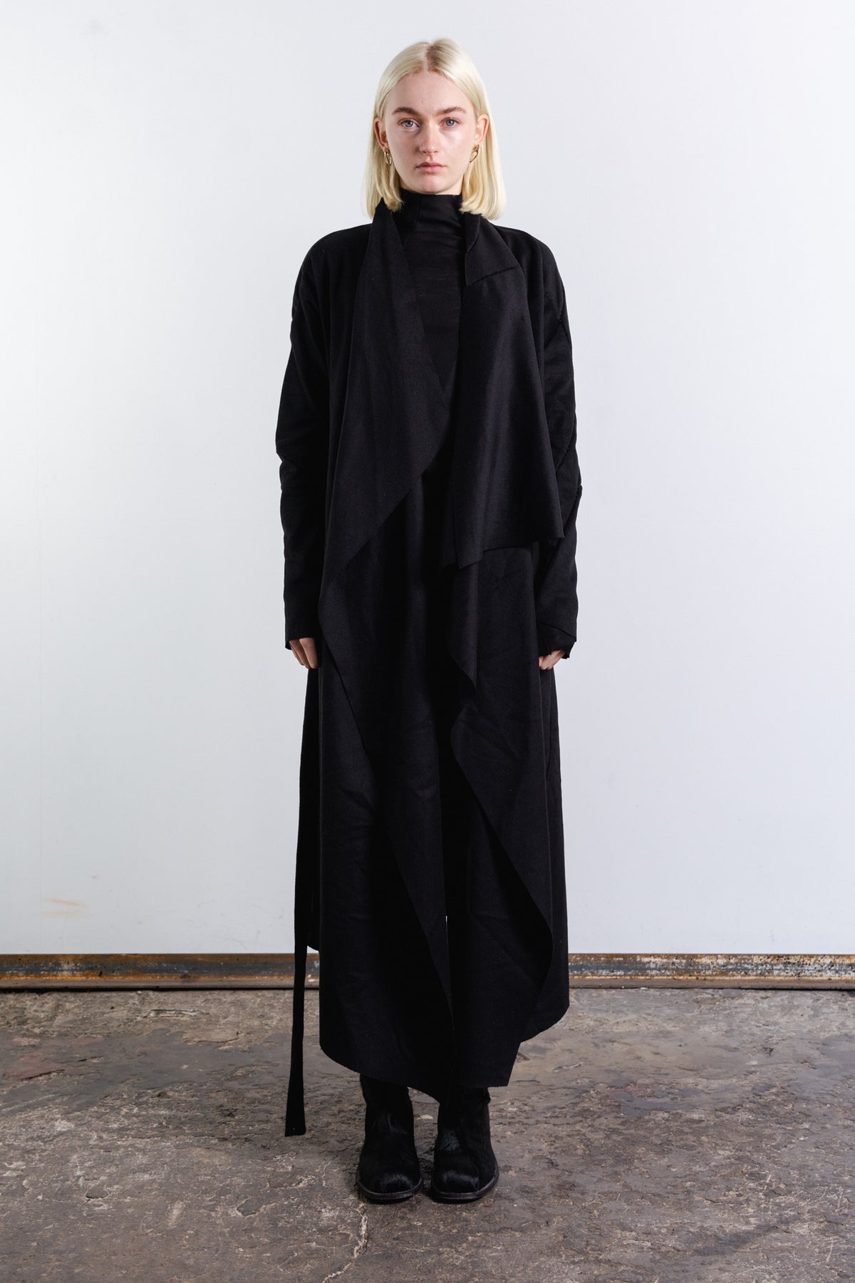 DISTORTION BELTED CARDIGAN