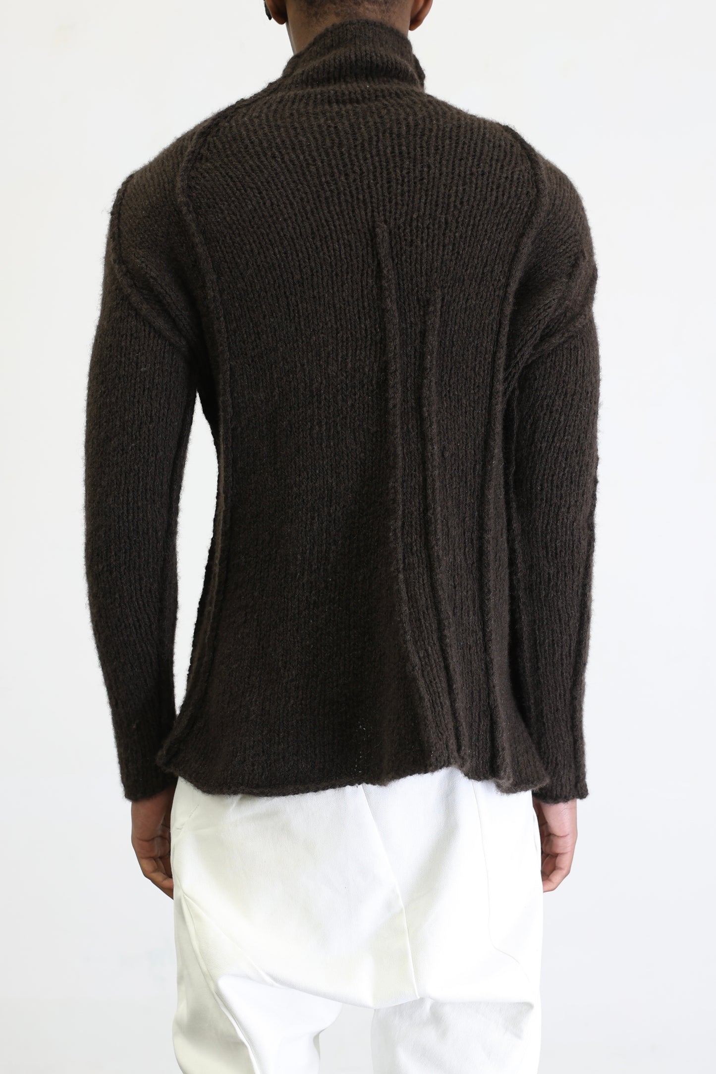 DISTORTION ONE-PIECE TURTLENECK