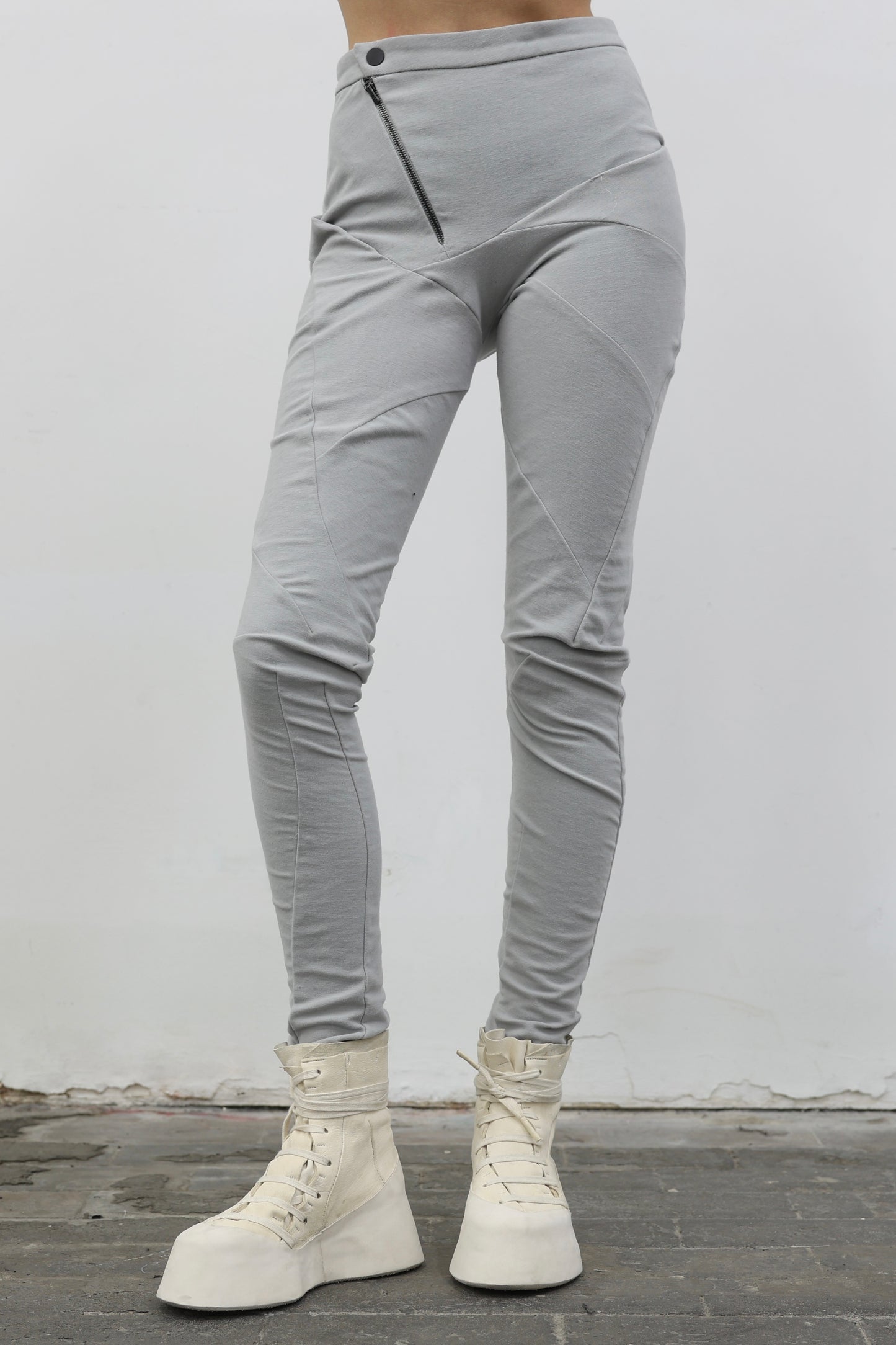 DISTORTION FITTED LONG PANTS