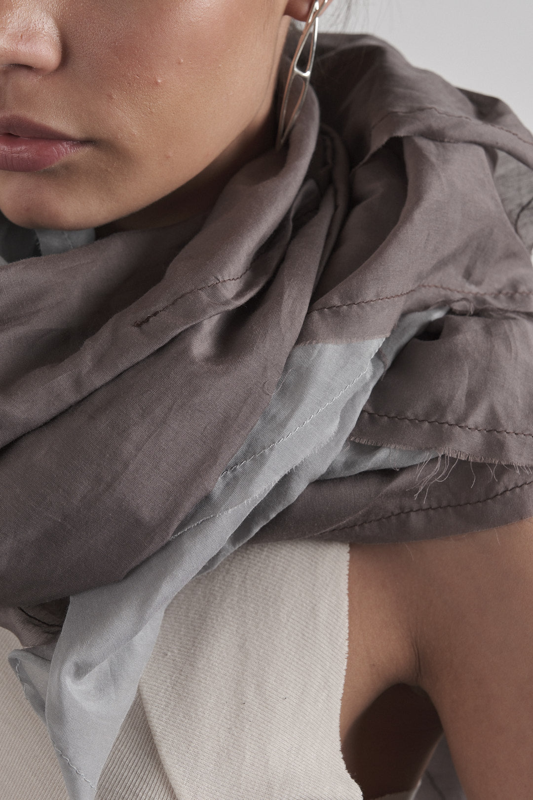 DISTORTION 2 LAYER SCARF – Scarf, LEON EMANUEL BLANCK