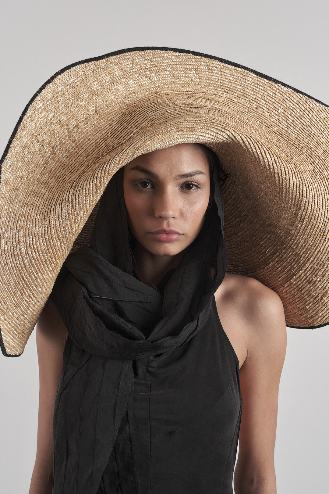 DISTORTION SUNHAT – Hat, LEON EMANUEL BLANCK