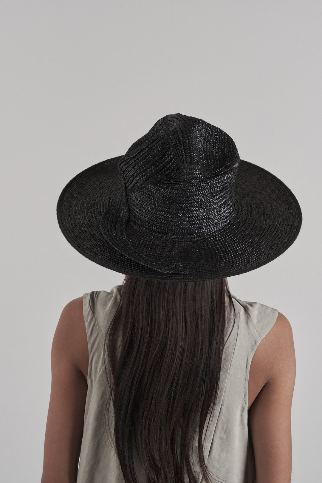 DISTORTION FEDORA – Fedora, LEON EMANUEL BLANCK