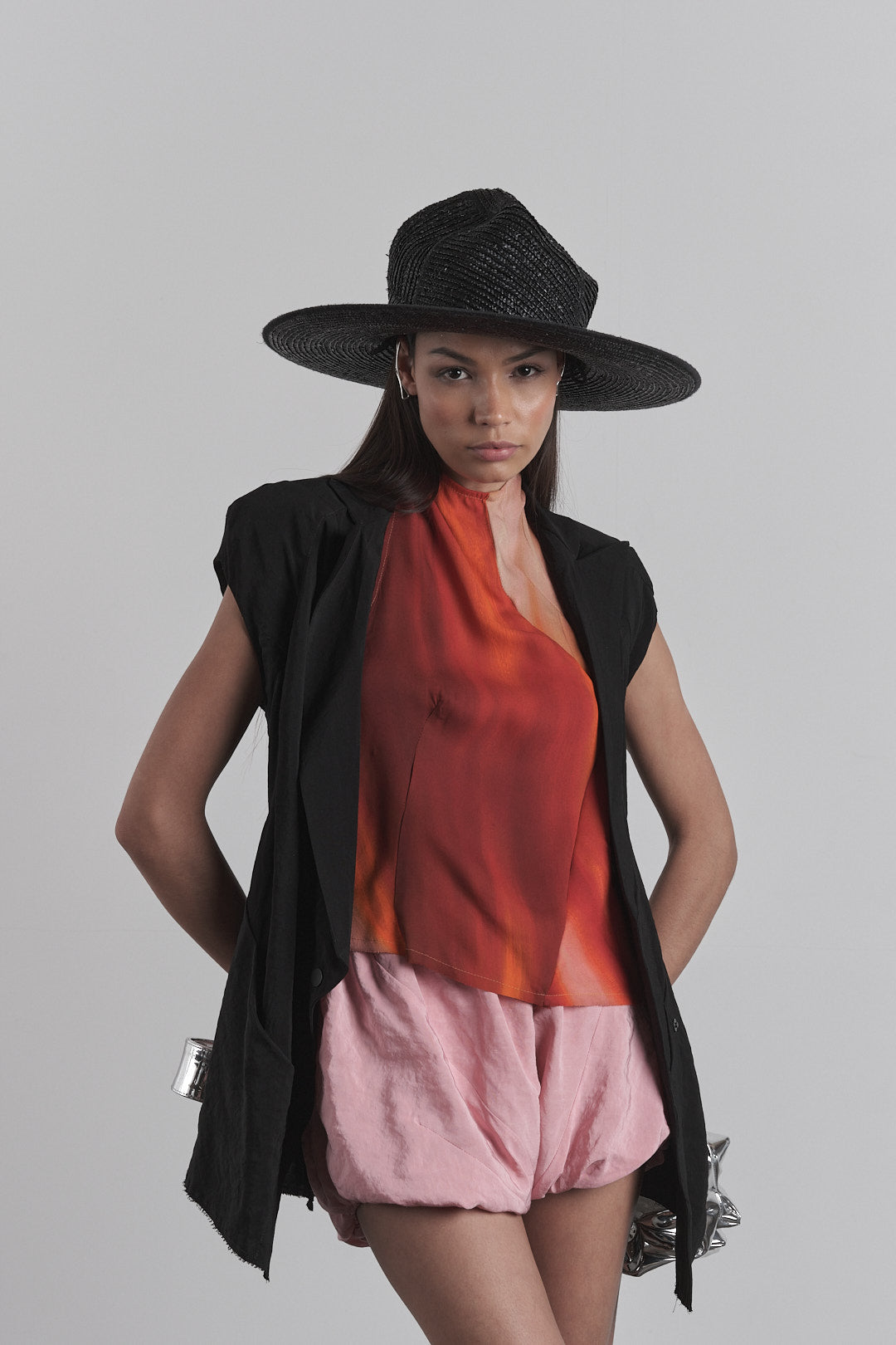 DISTORTION CHOKER TOP – Top, LEON EMANUEL BLANCK