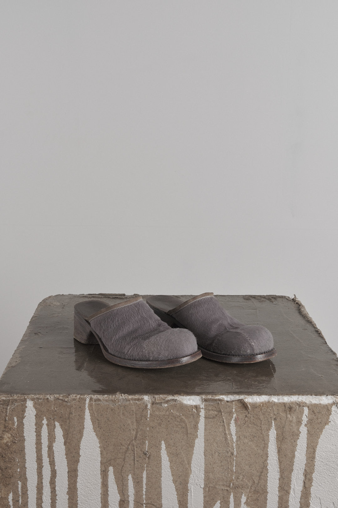 DISTORTION HEELED MULE – Mule, LEON EMANUEL BLANCK
