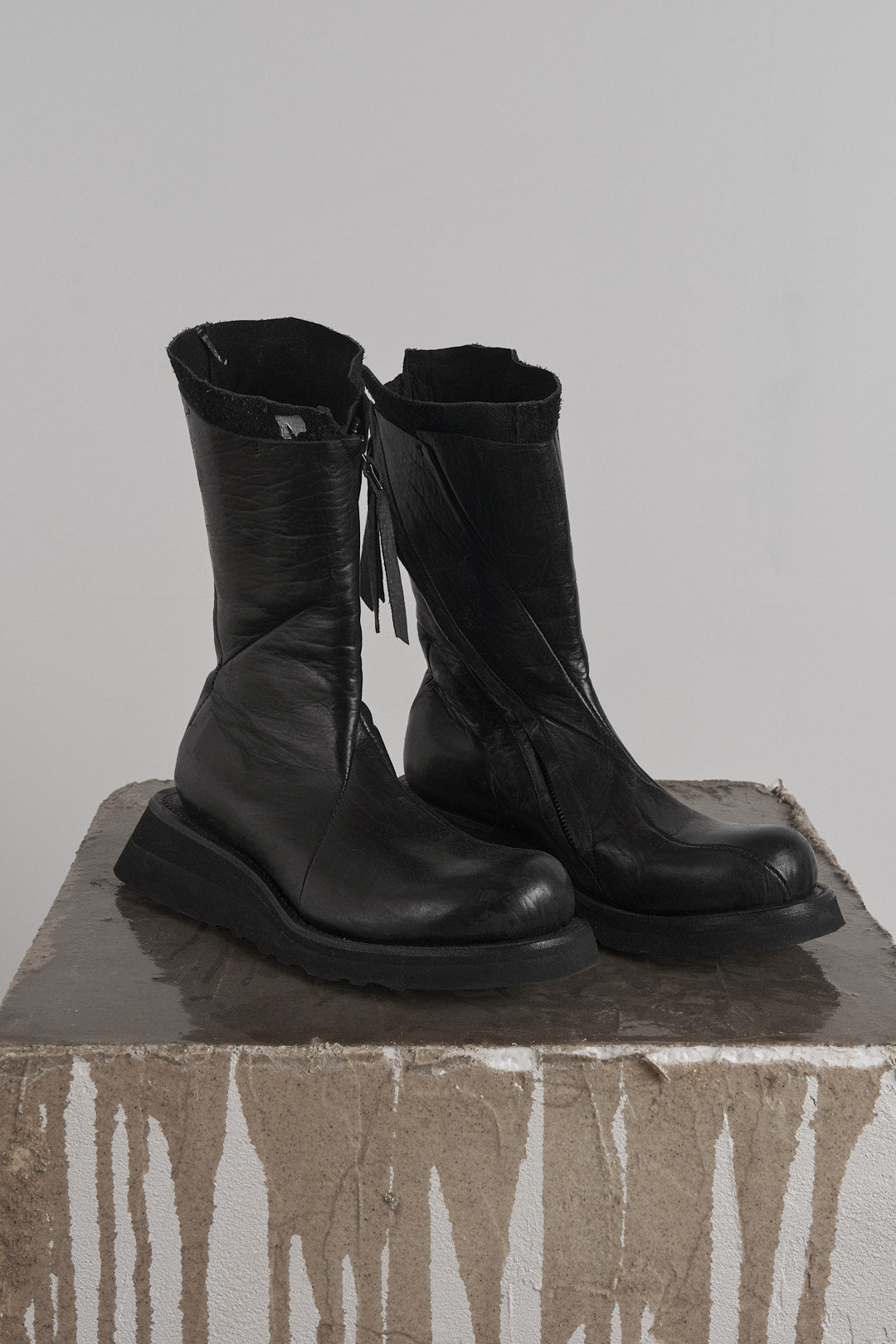 DISTORTION SCULPTURE TALL BOOT – Boot, LEON EMANUEL BLANCK