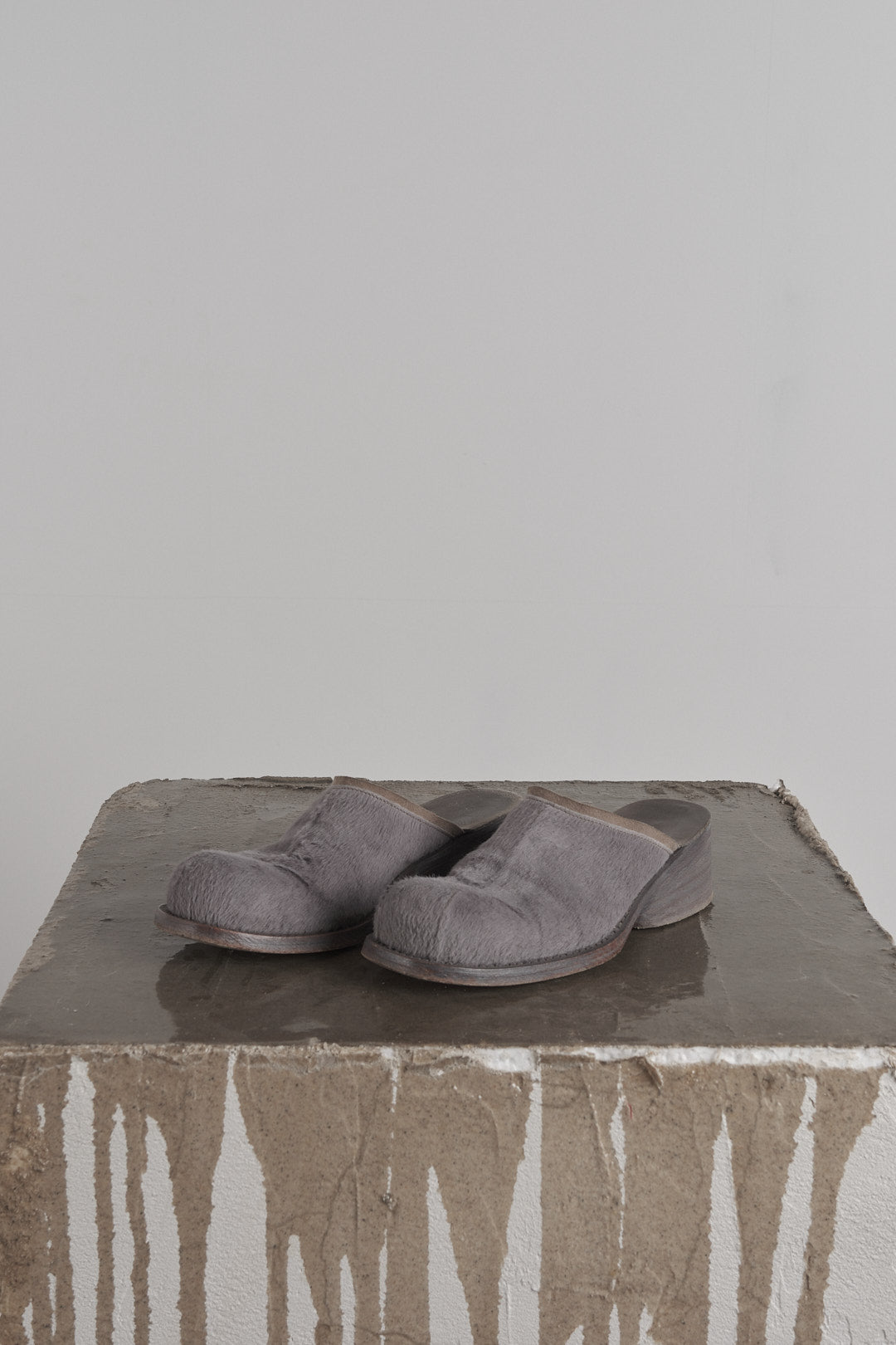 DISTORTION HEELED MULE – Mule, LEON EMANUEL BLANCK
