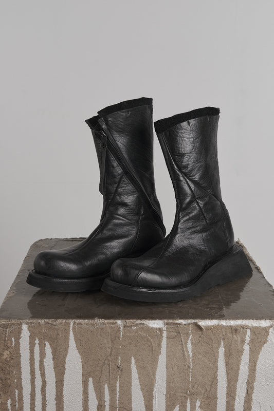 DISTORTION SCULPTURE TALL BOOT – Boot, LEON EMANUEL BLANCK