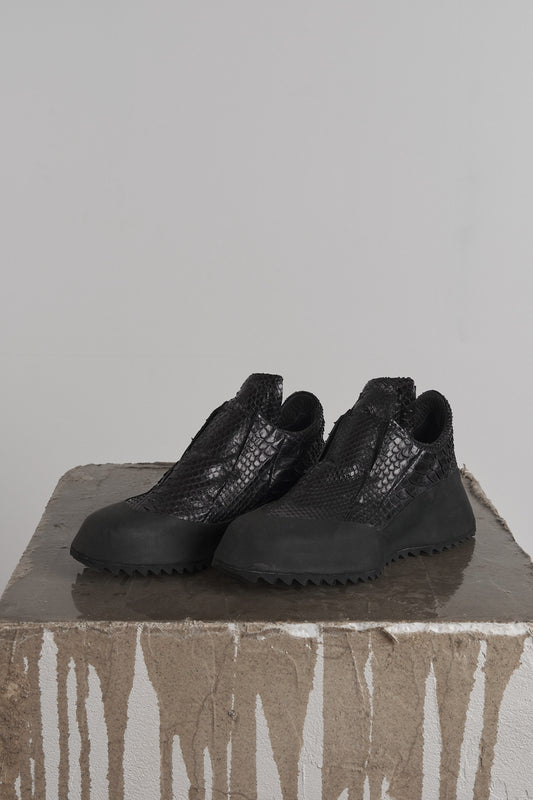 DISTORTION FEATHERWEIGHT LOW TOP SNEAKER – Sneaker, LEON EMANUEL BLANCK