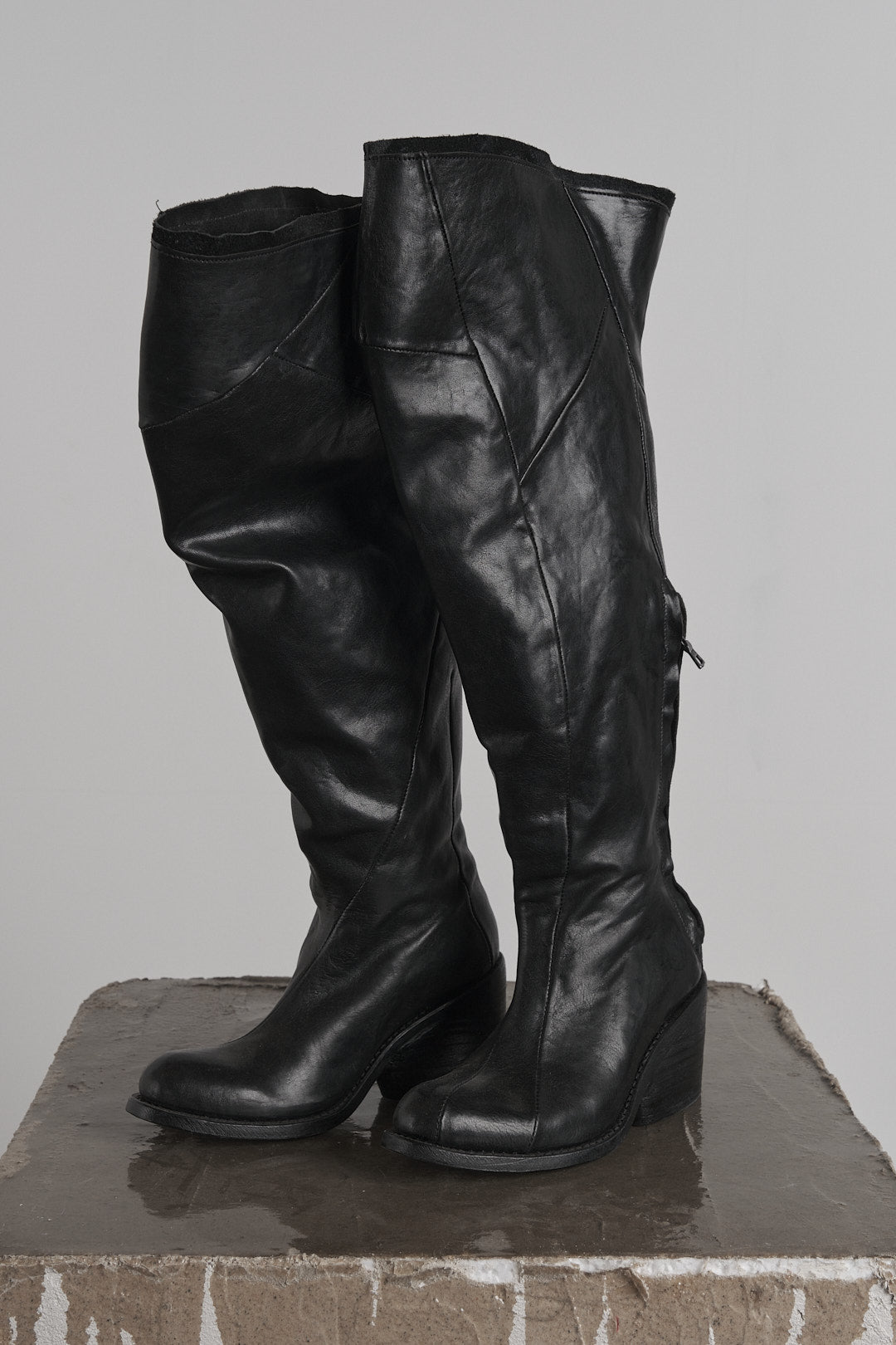 DISTORTION OVERKNEE – Boot, LEON EMANUEL BLANCK