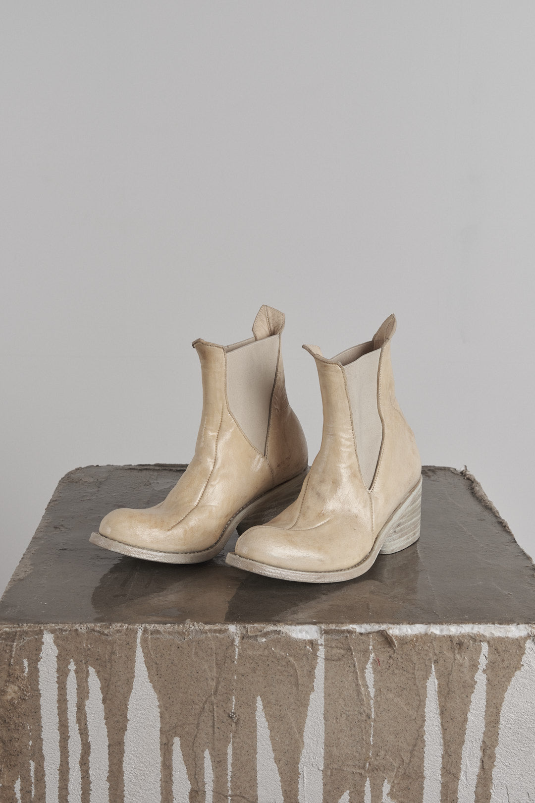 DISTORTION HEELED POINTED CHELSEA BOOT – Boot, LEON EMANUEL BLANCK