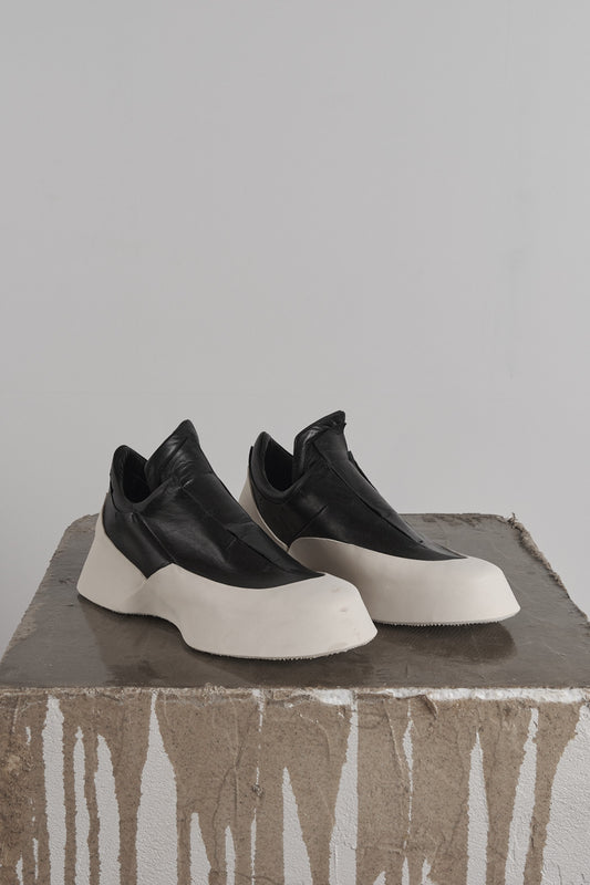 DISTORTION FEATHERWEIGHT LOW TOP SNEAKER – Sneaker, LEON EMANUEL BLANCK